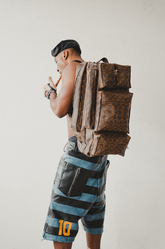 Louiee Vee Custom